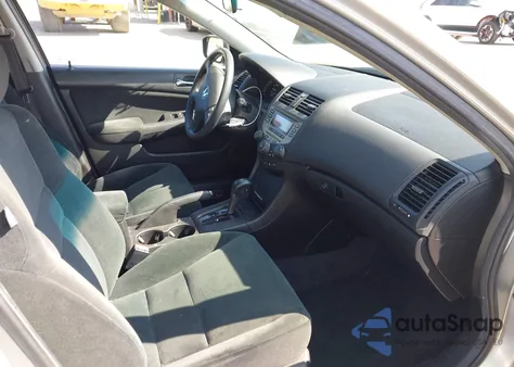 2006 Honda Accord 2.4 Lx from USA, damaged, VIN 1HGCM564X6A078153